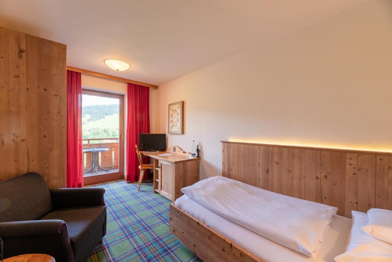 Relais & Chateaux Gut Steinbach Hotel Chalets Spa ไรท์อิมวิงเคอ ภายนอก รูปภาพ
