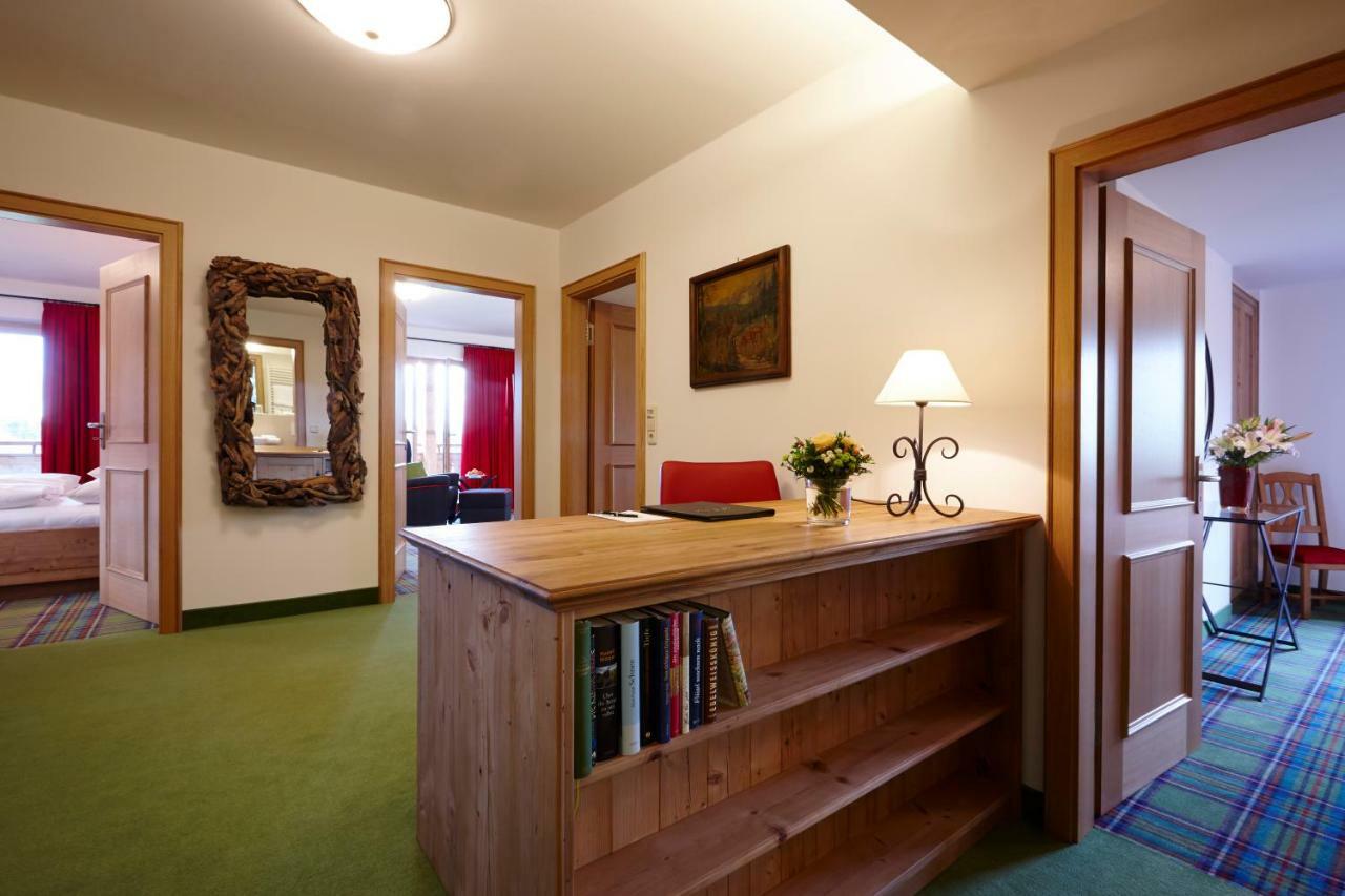 Relais & Chateaux Gut Steinbach Hotel Chalets Spa ไรท์อิมวิงเคอ ภายนอก รูปภาพ